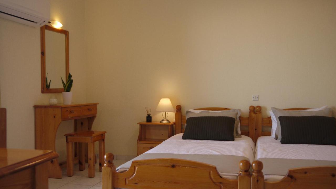 Fani Hotel Lutrá Edipszú Kültér fotó