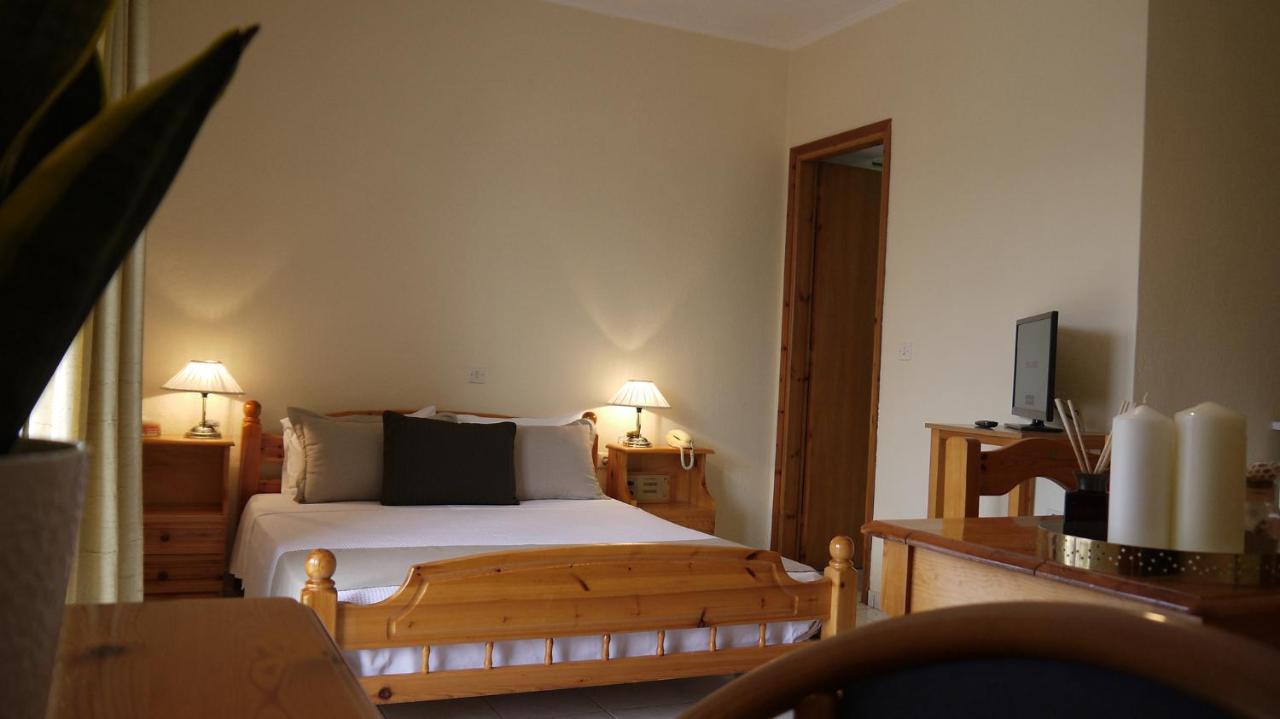 Fani Hotel Lutrá Edipszú Kültér fotó