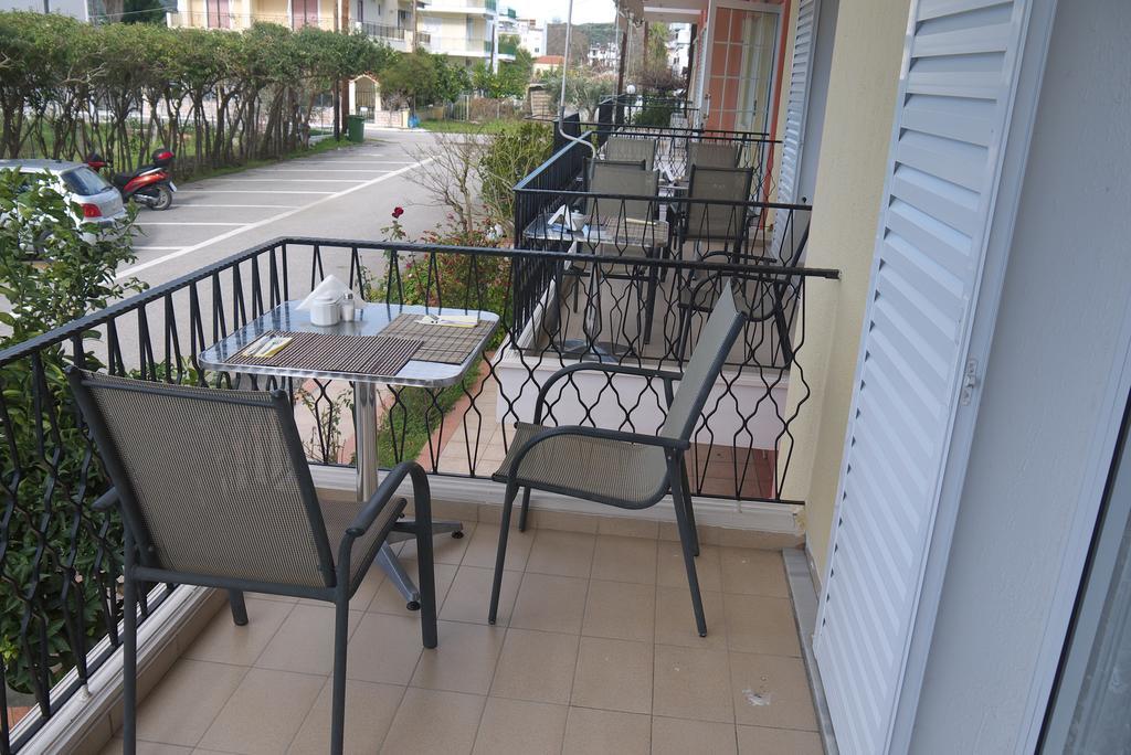 Fani Hotel Lutrá Edipszú Kültér fotó