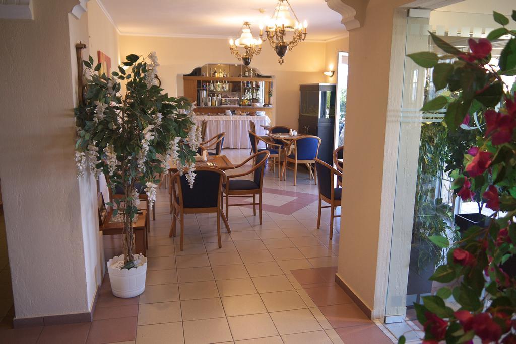 Fani Hotel Lutrá Edipszú Kültér fotó